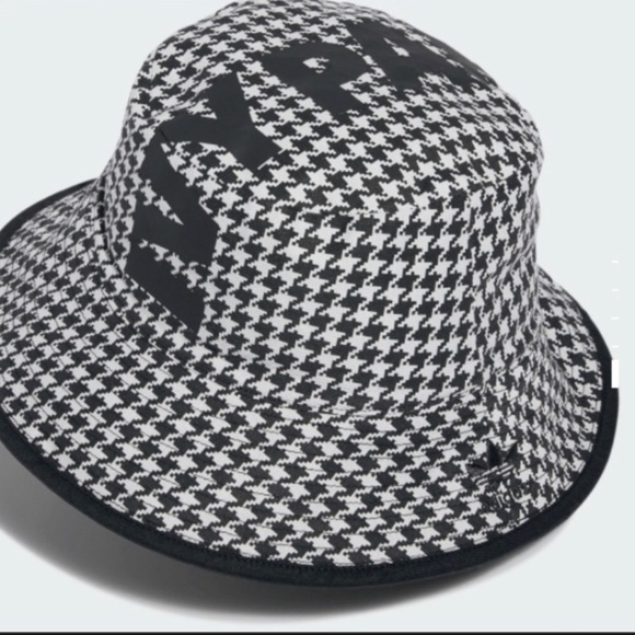 IVY PARK Accessories Ivy Park Reversible Bucket Hat Wild Pinesolid